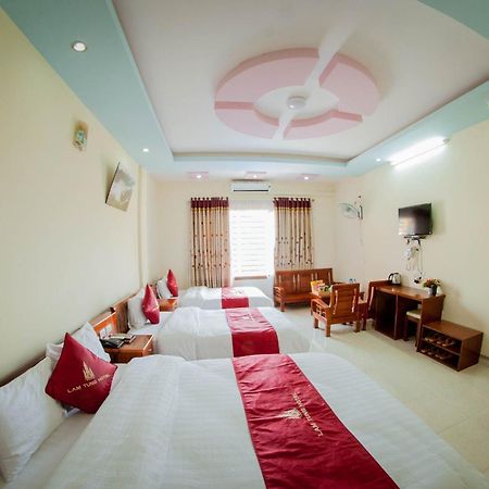 Lam Tung Hotel Dong Van - By Bay Luxury Bagian luar foto