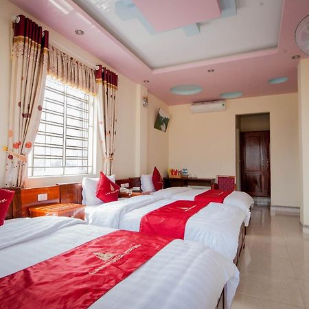 Lam Tung Hotel Dong Van - By Bay Luxury Bagian luar foto